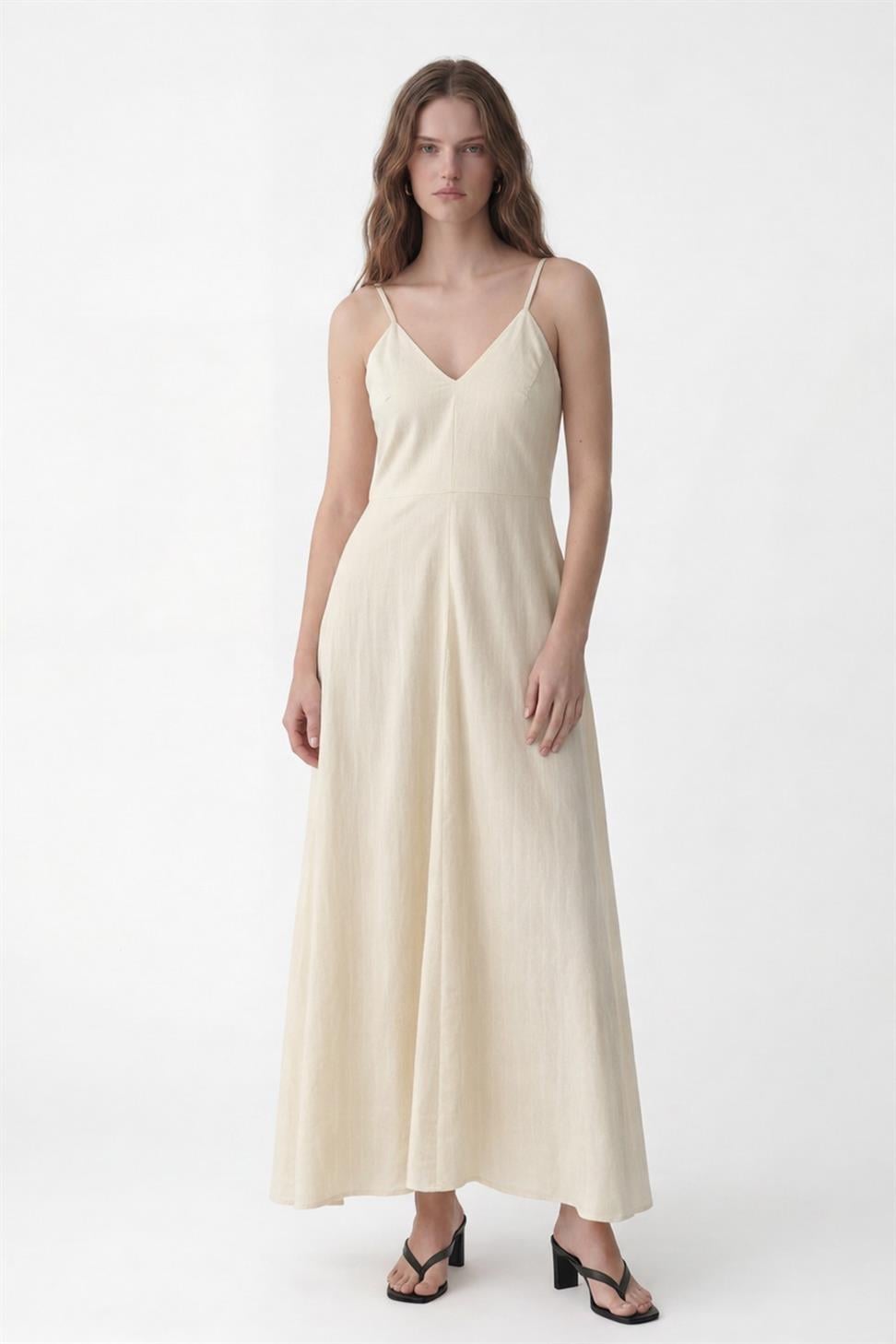 فستان نسائي مخطط من مزيج من الأقمشة