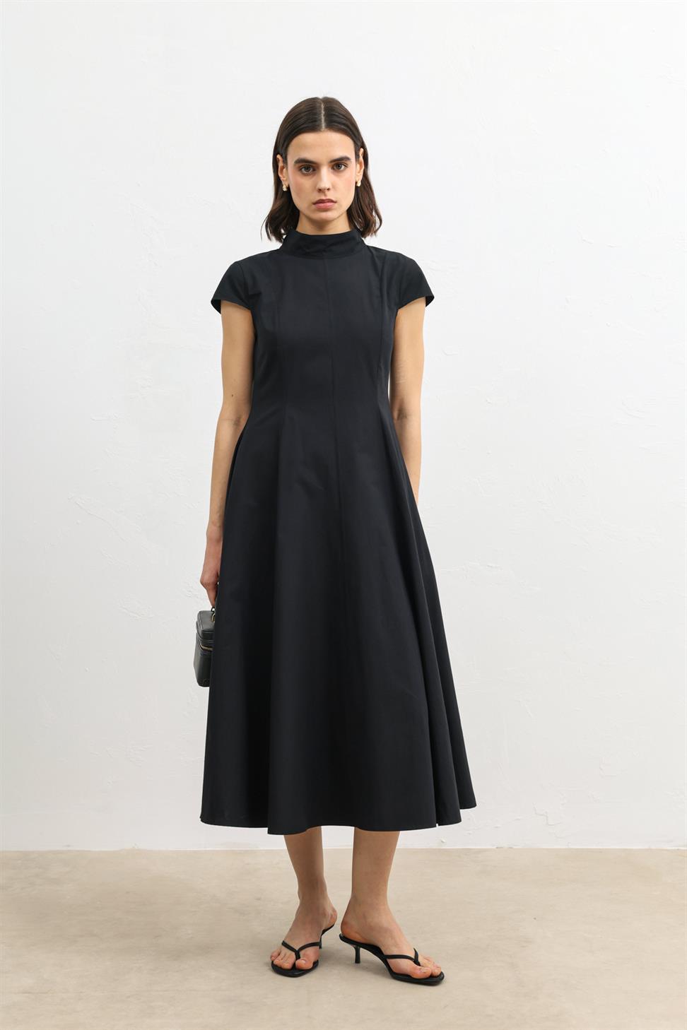 فستان ميدي نسائي من قماش البوبلين