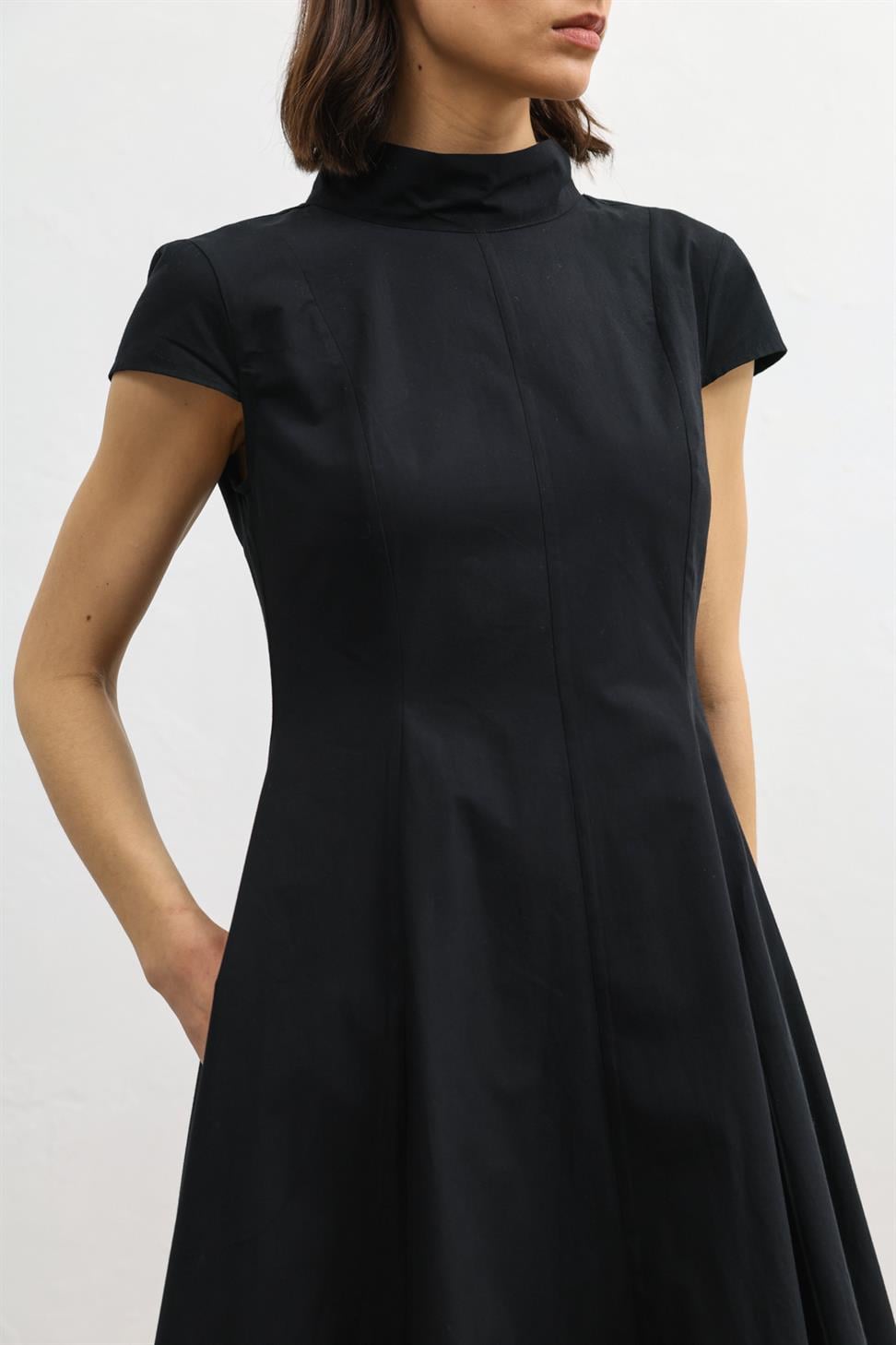 فستان ميدي نسائي من قماش البوبلين