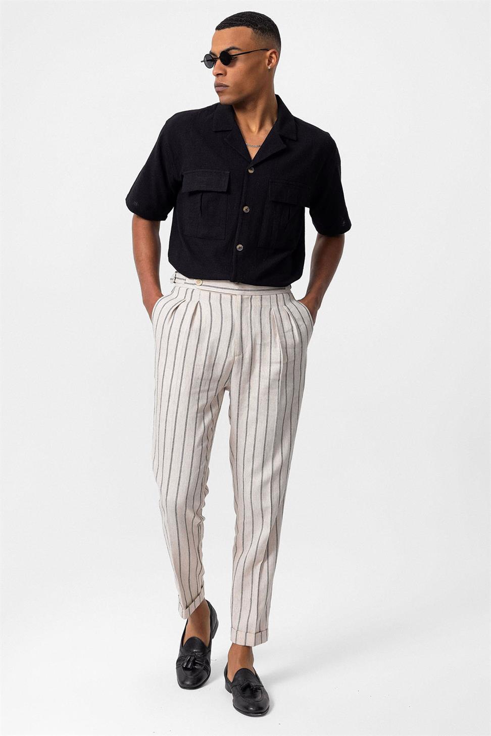 قميص رجالي من مزيج الكتان مع جيب على الصدر بياقة أباتشي