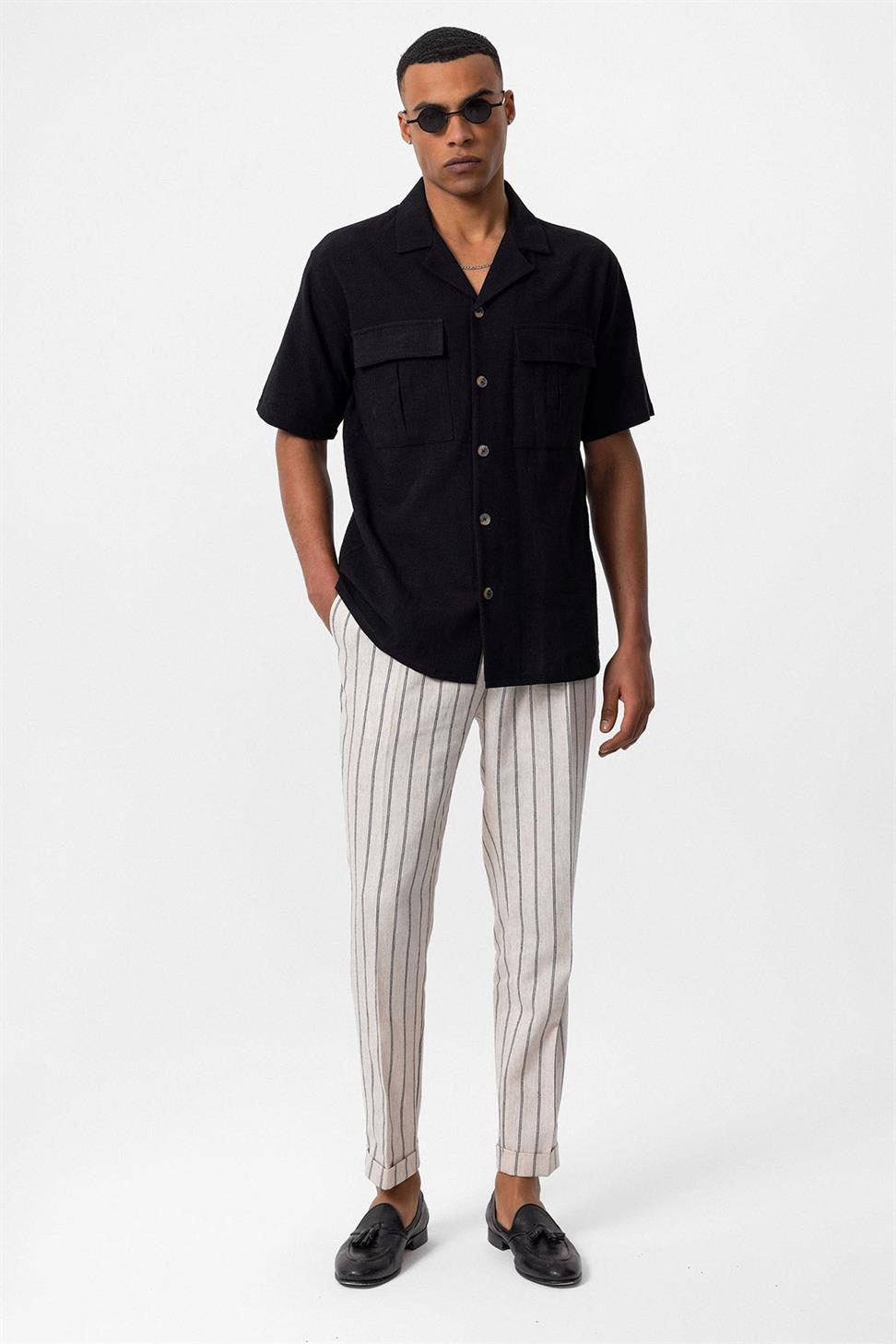 قميص رجالي من مزيج الكتان مع جيب على الصدر بياقة أباتشي