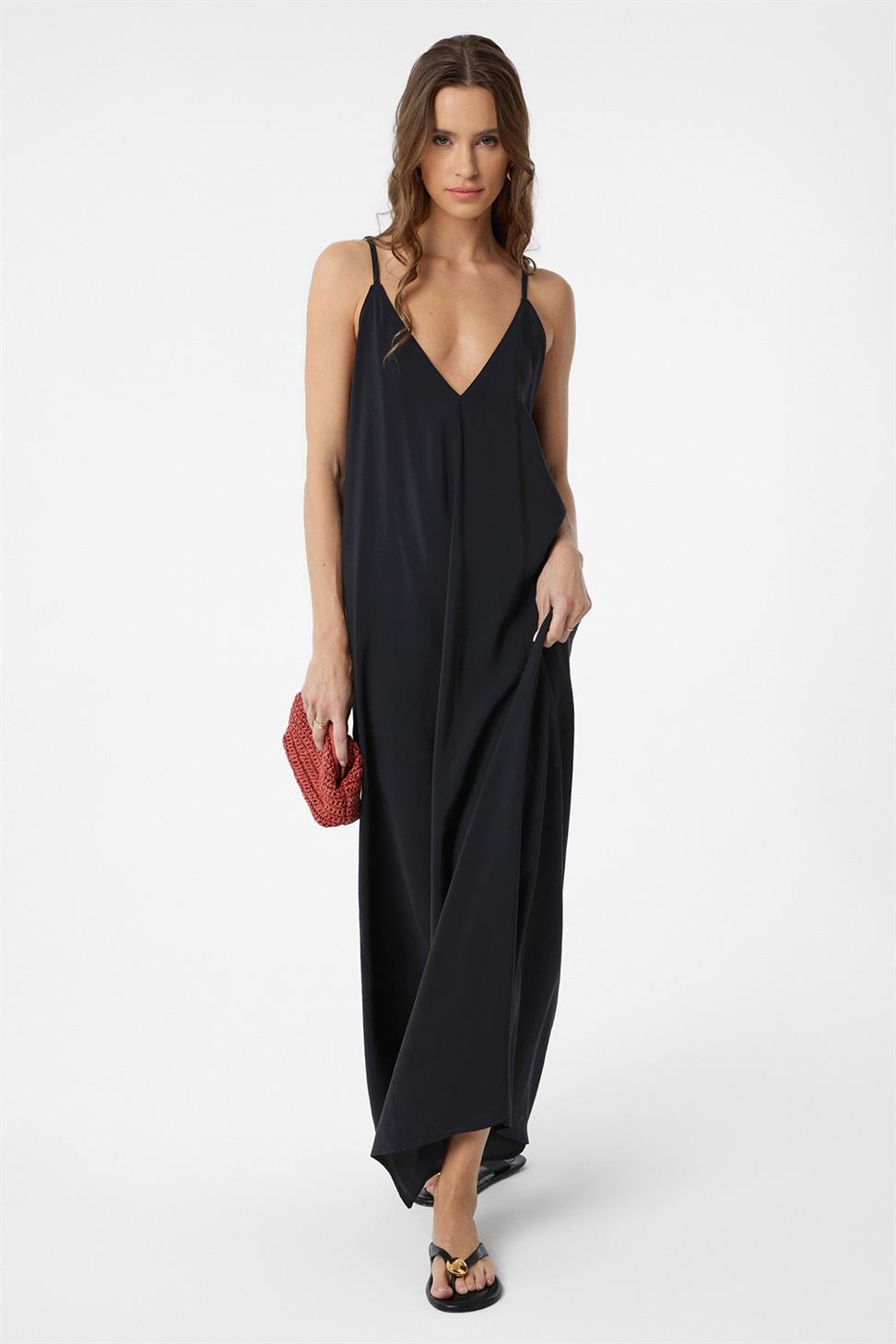 فستان نسائي طويل من Modal مع حمالات