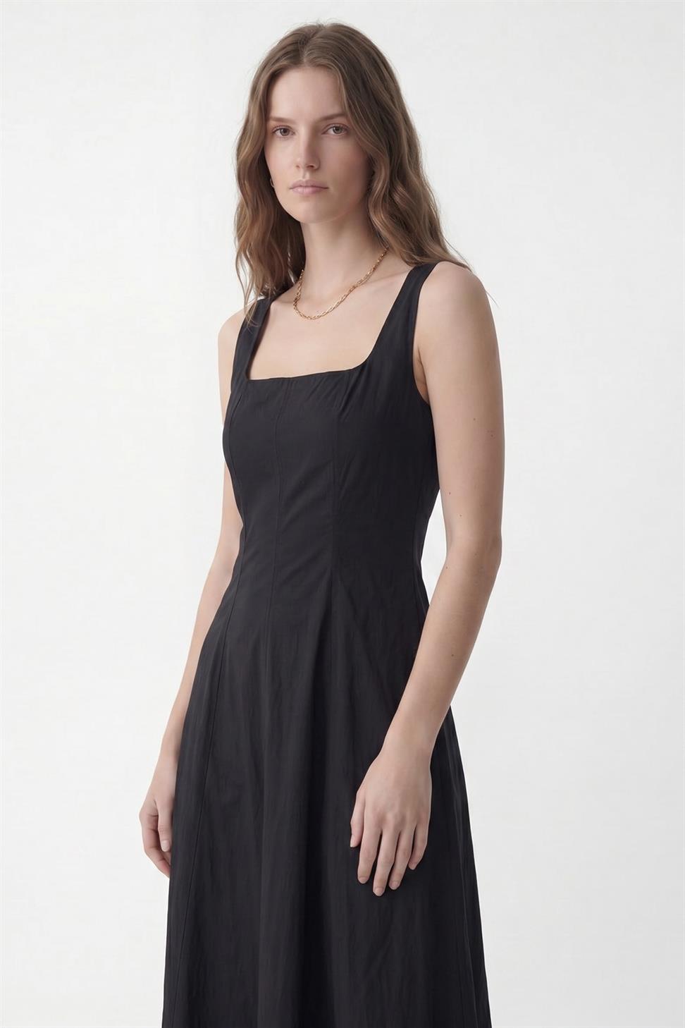 فستان نسائي من البوبلين بأكمام