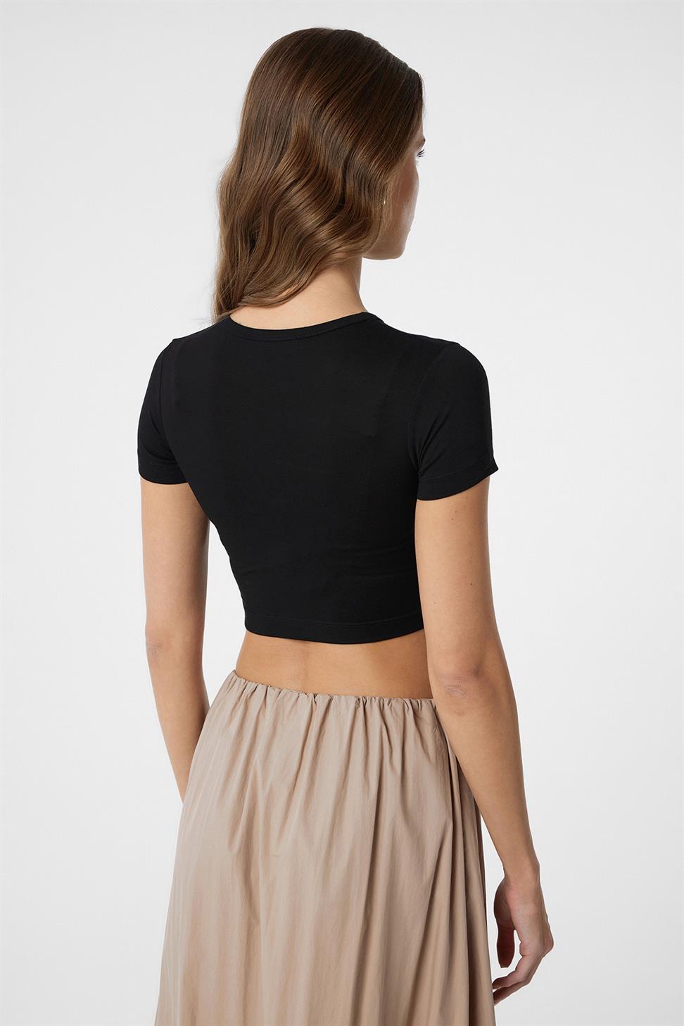 Antioch Siyah Basic Crop Kadın Top