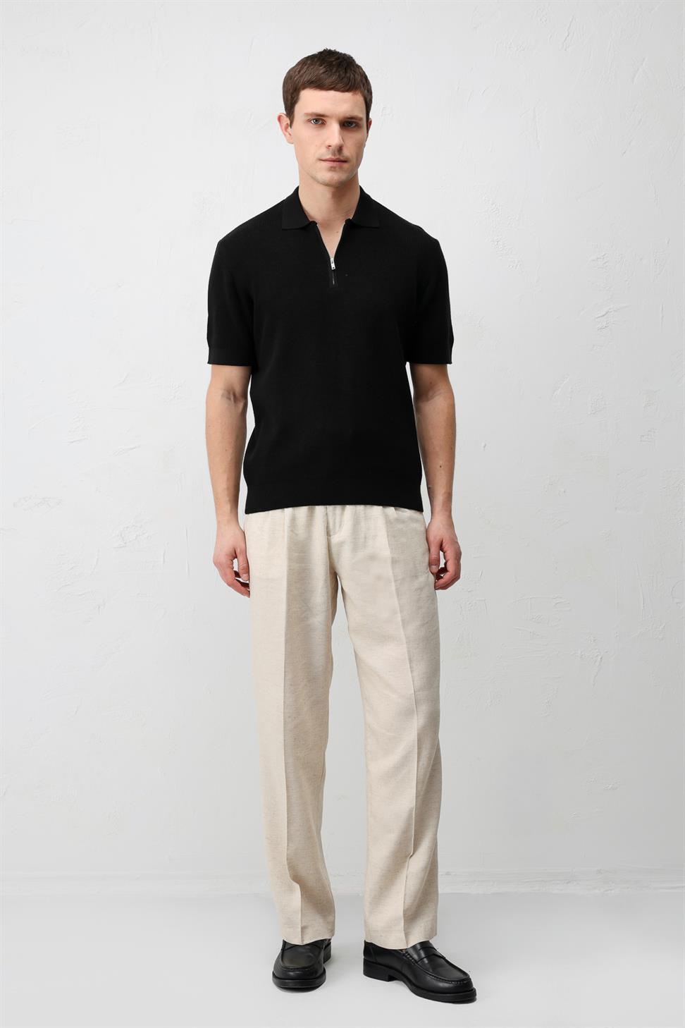 Comfort Slim Zippered Mens Knit T-Shirt