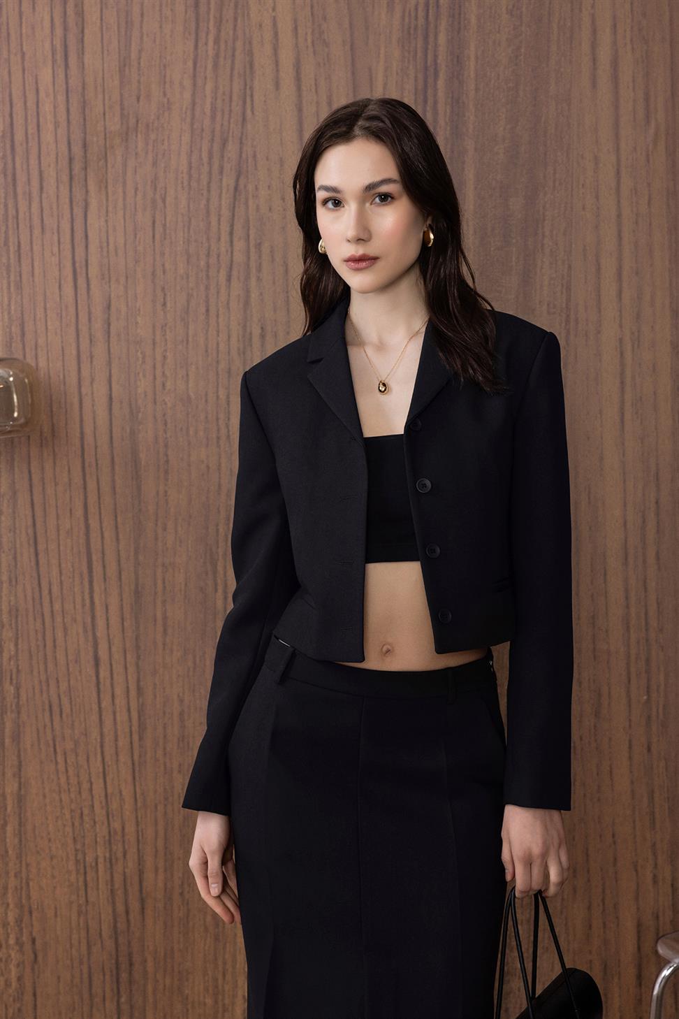 Antioch Siyah Crop Kadın Blazer Ceket