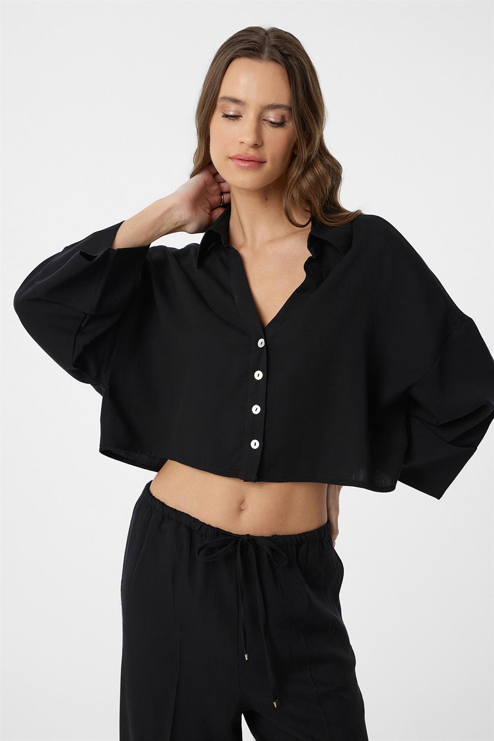 Antioch Siyah Crop Kadın Gömlek