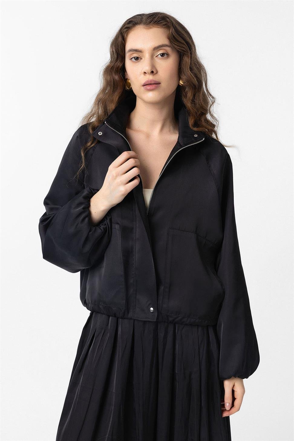 Antioch Siyah Dik Yaka İnce Kadın Bomber Ceket