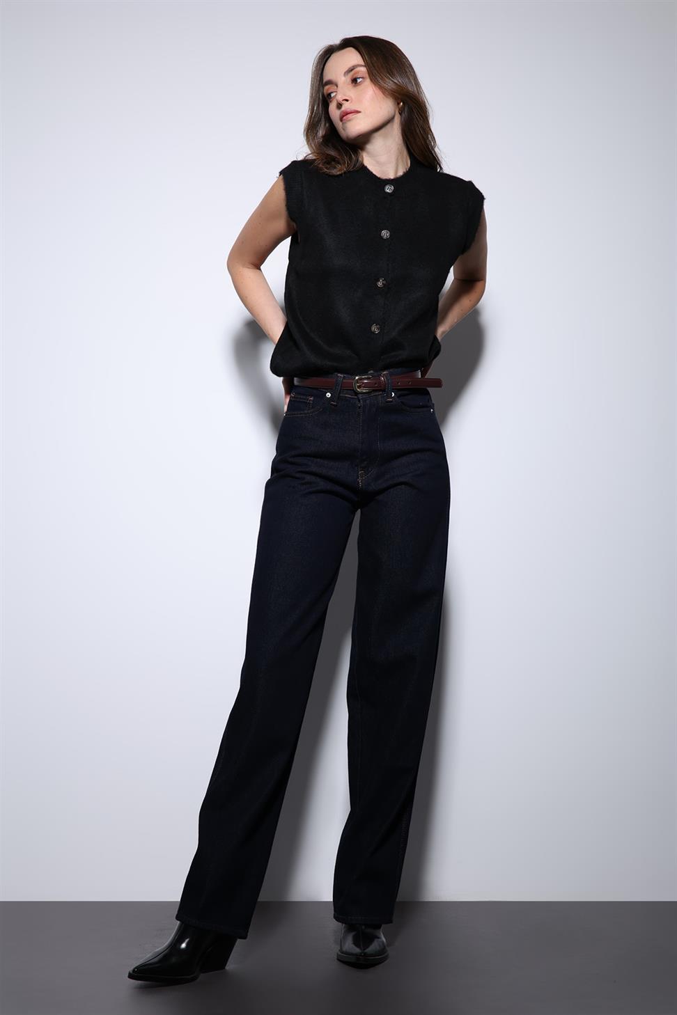 Antioch Siyah Dokulu Kadın Triko Yelek