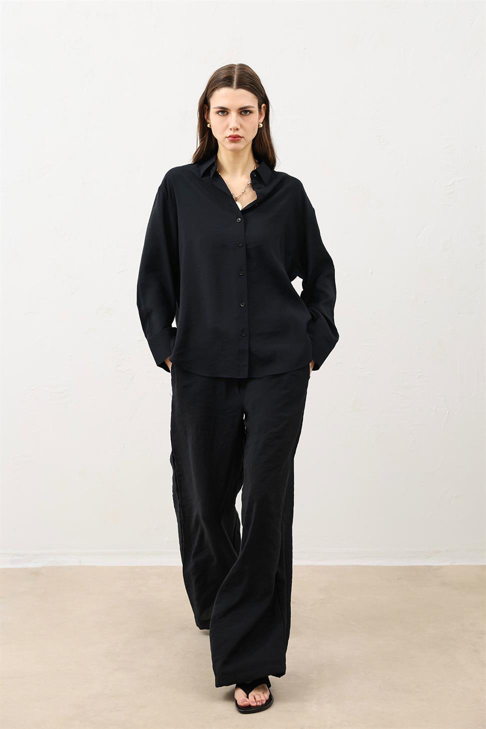 قميص نسائي كبير الحجم