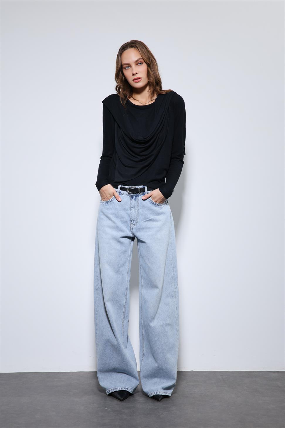 Antioch Siyah Drapeli Şal Detaylı Top