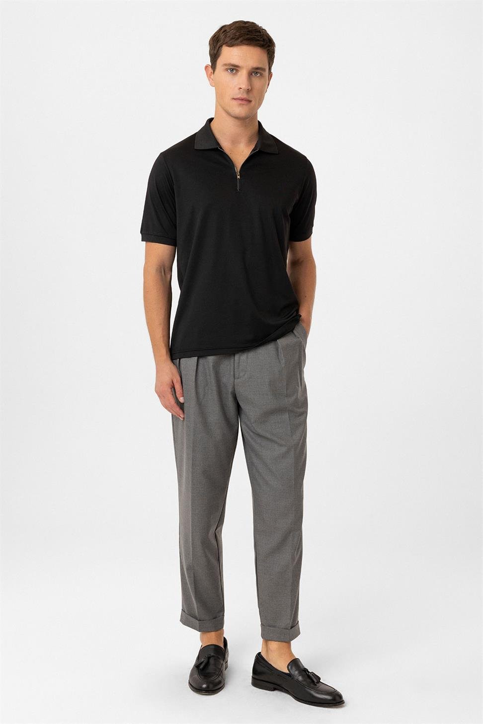 Antioch Siyah Fermuarlı Regular Fit Erkek T-Shirt