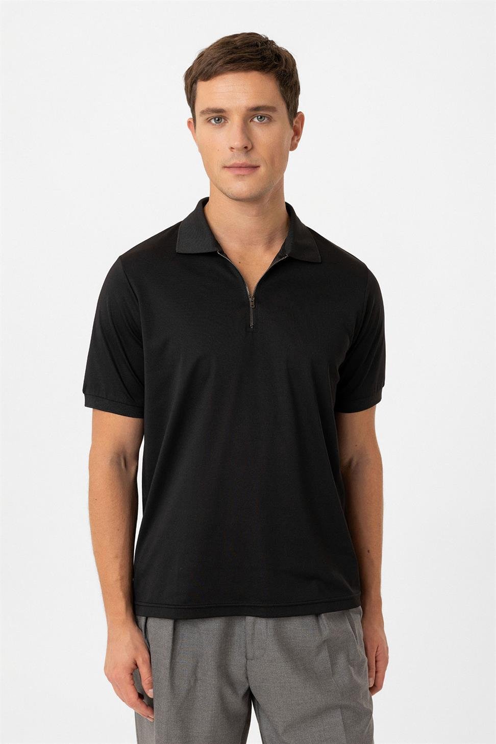 Antioch Siyah Fermuarlı Regular Fit Erkek T-Shirt