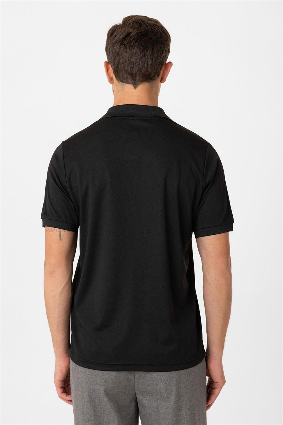 Antioch Siyah Fermuarlı Regular Fit Erkek T-Shirt