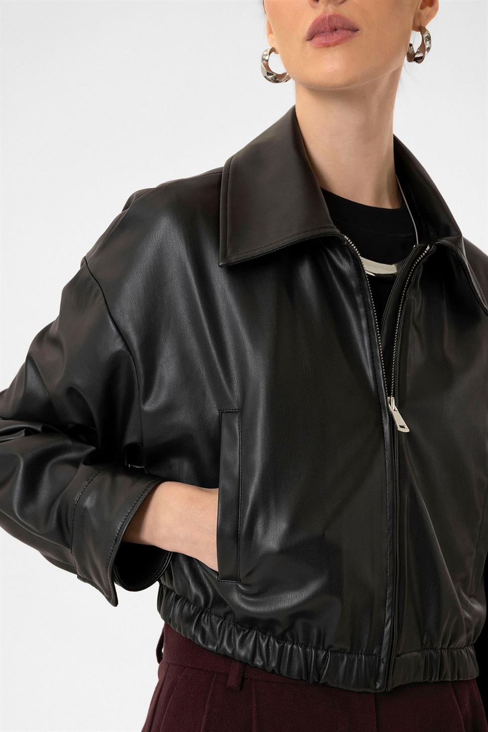 Antioch Siyah Kadın Bel Lastikli Suni Deri Mont