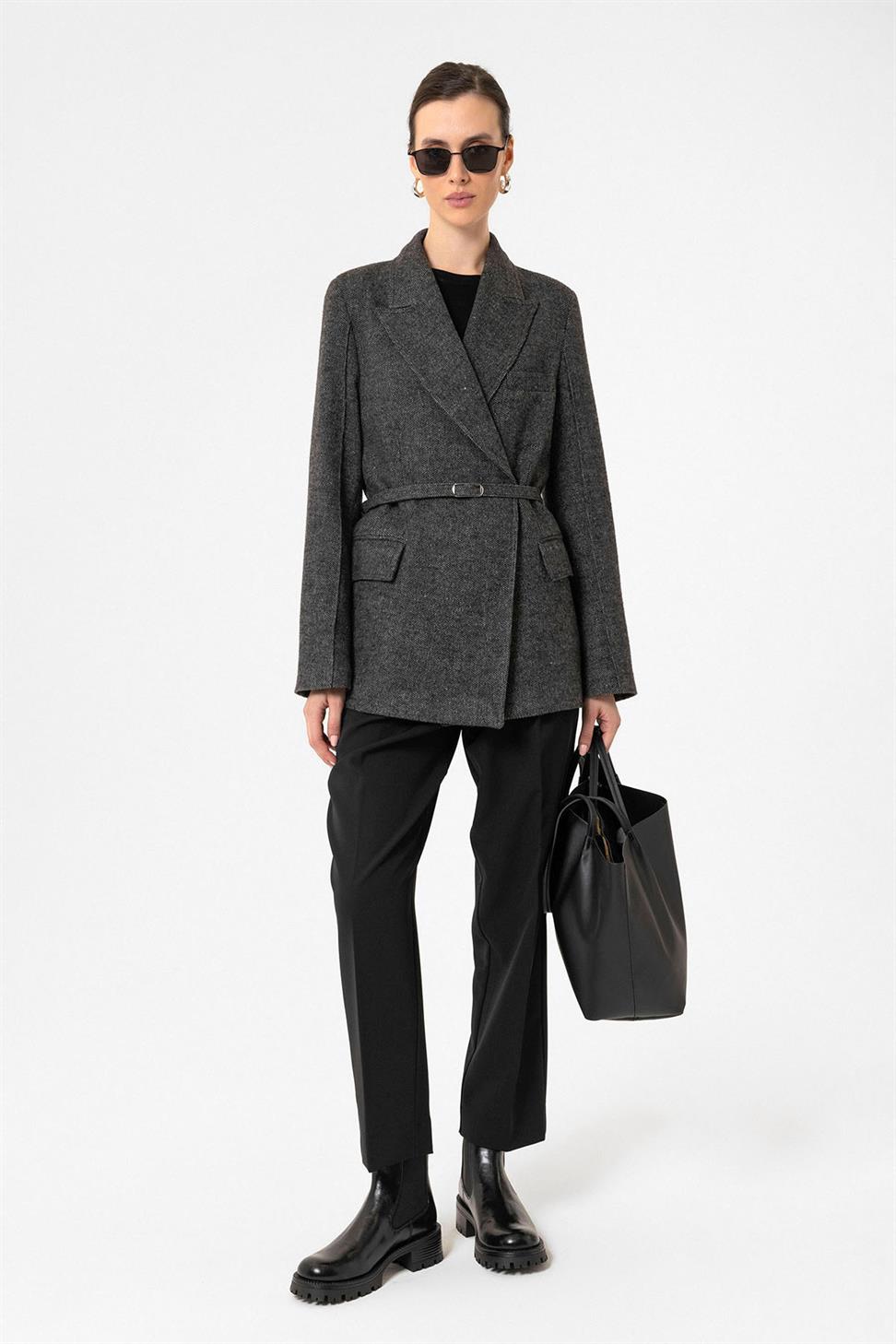 Antioch Siyah Kadın Kemerli Dokulu Blazer Ceket