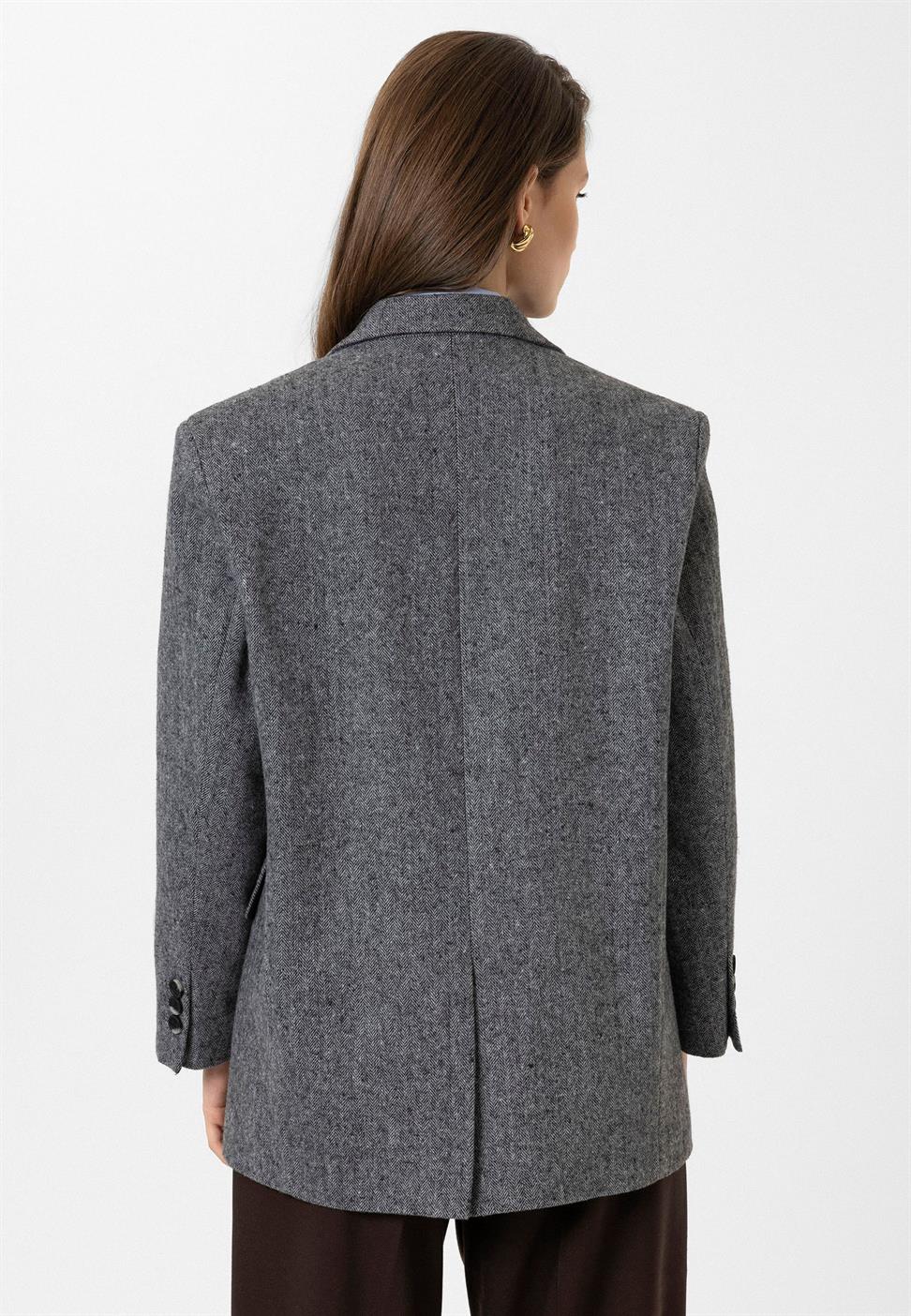 Antioch Siyah Kadın Relax Fit Balıksırtı Desenli Blazer Ceket