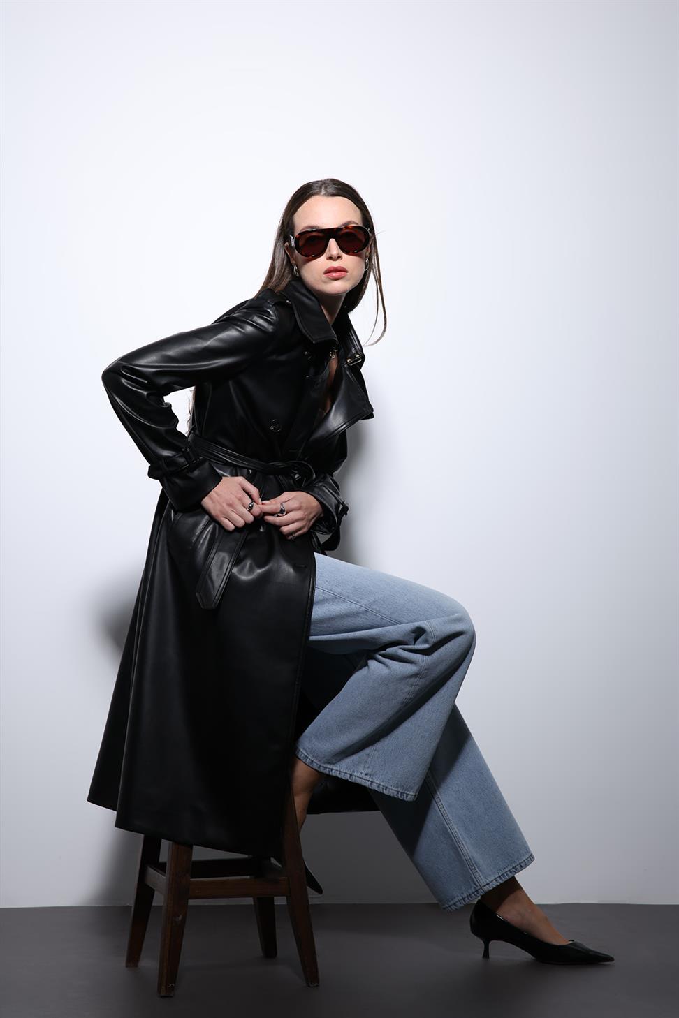 Antioch Siyah Kadın Suni Deri Kemerli Trençkot