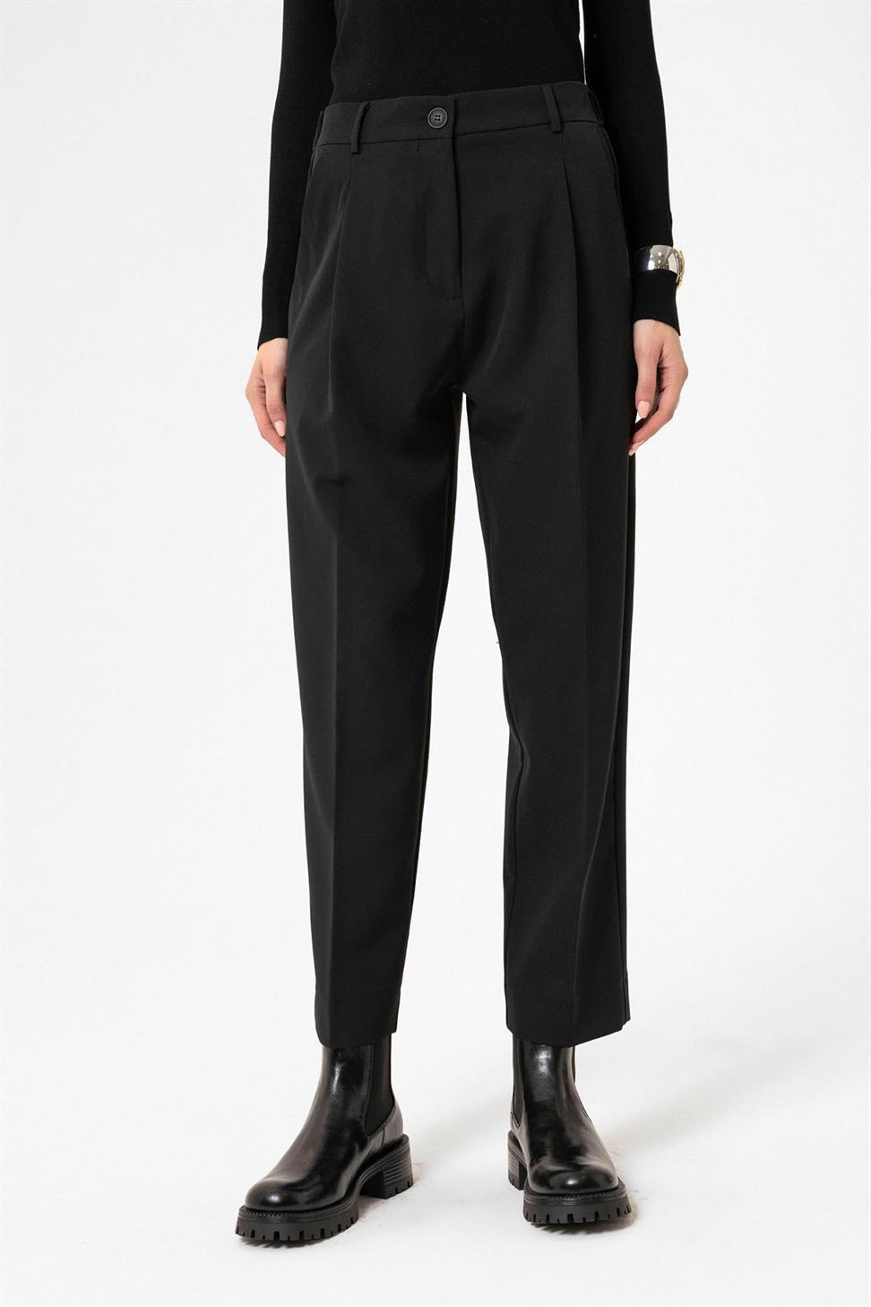 Antioch Siyah Kadın Yüksek Bel Straight Fit Kısa Pantolon