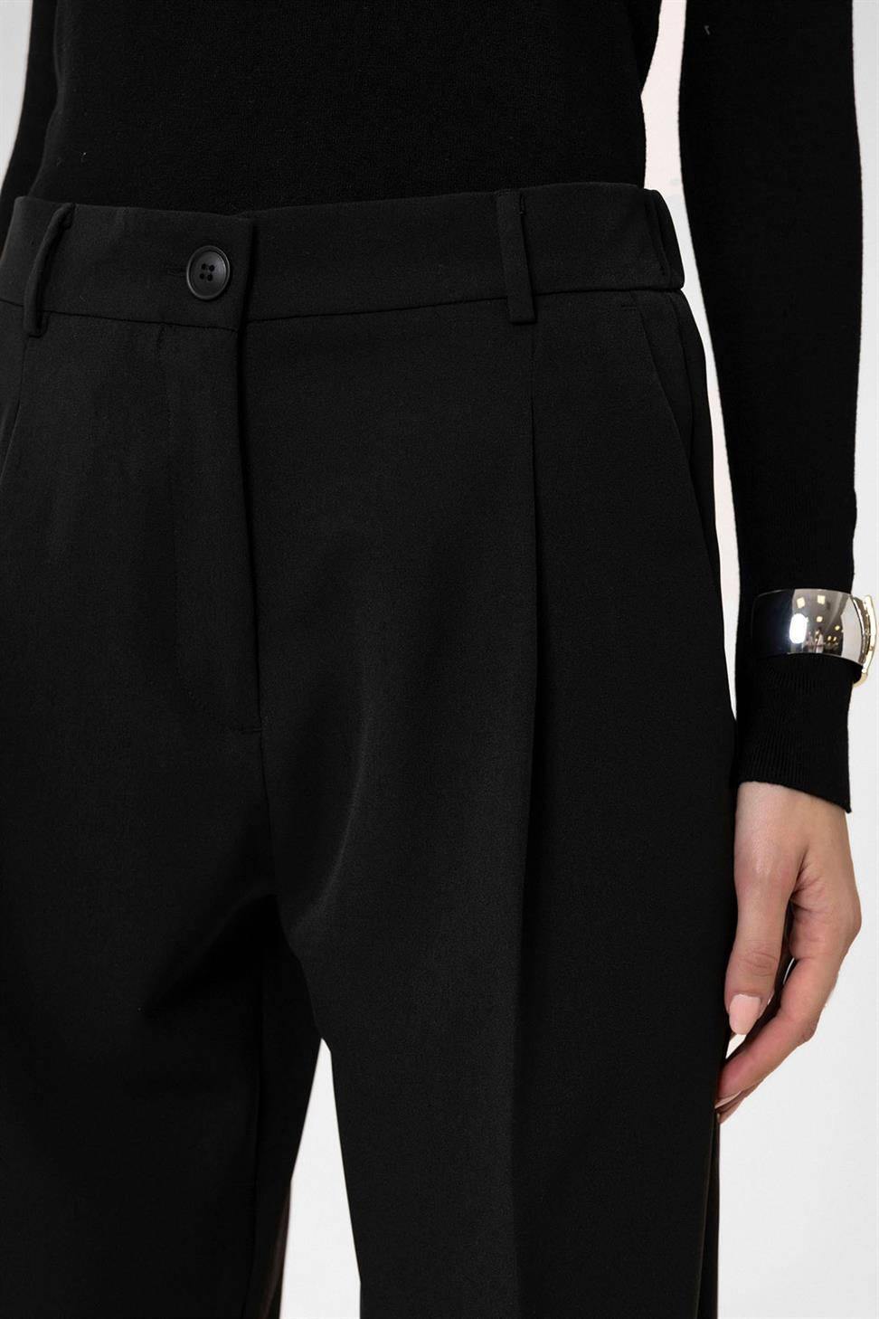 Antioch Siyah Kadın Yüksek Bel Straight Fit Kısa Pantolon