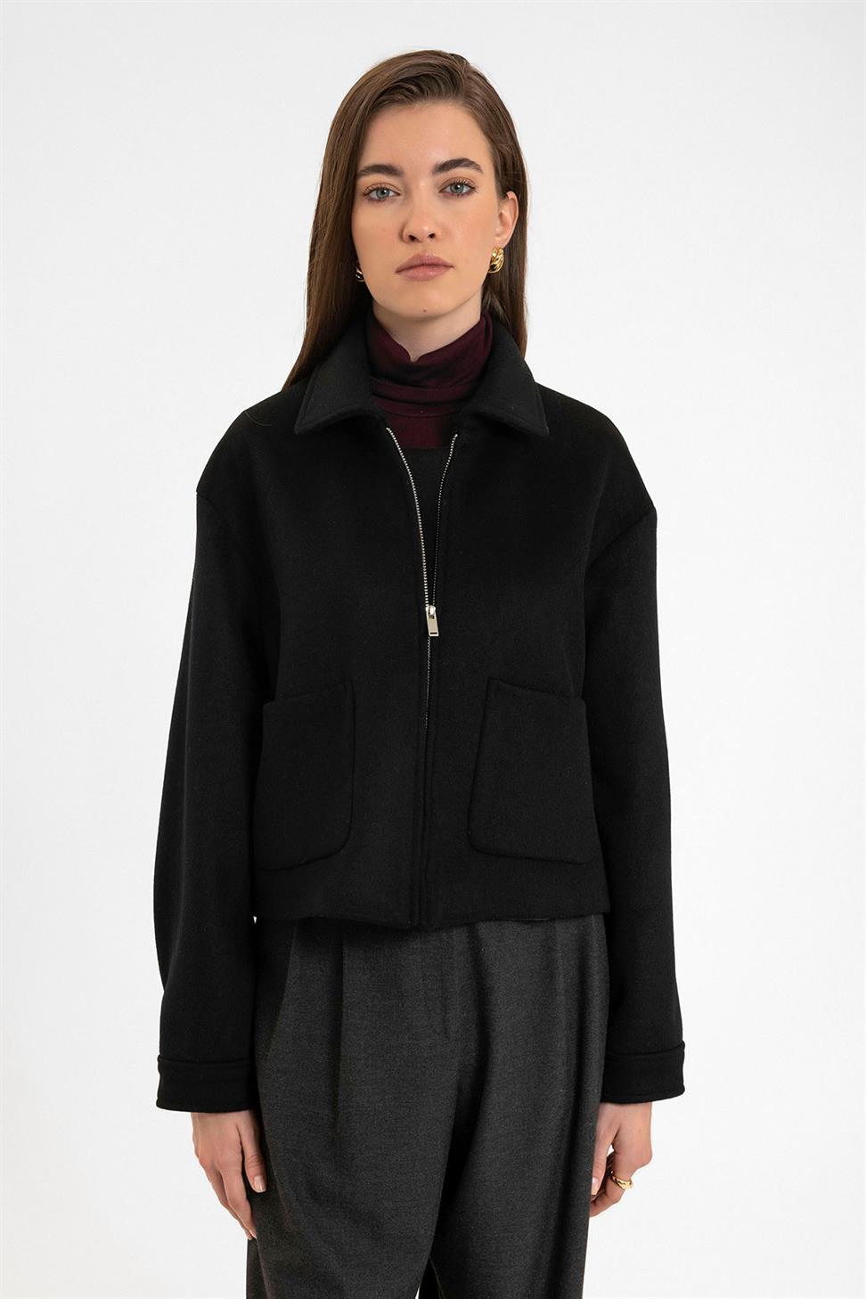 Antioch Siyah Kadın Yün Karışımlı Kısa Ceket