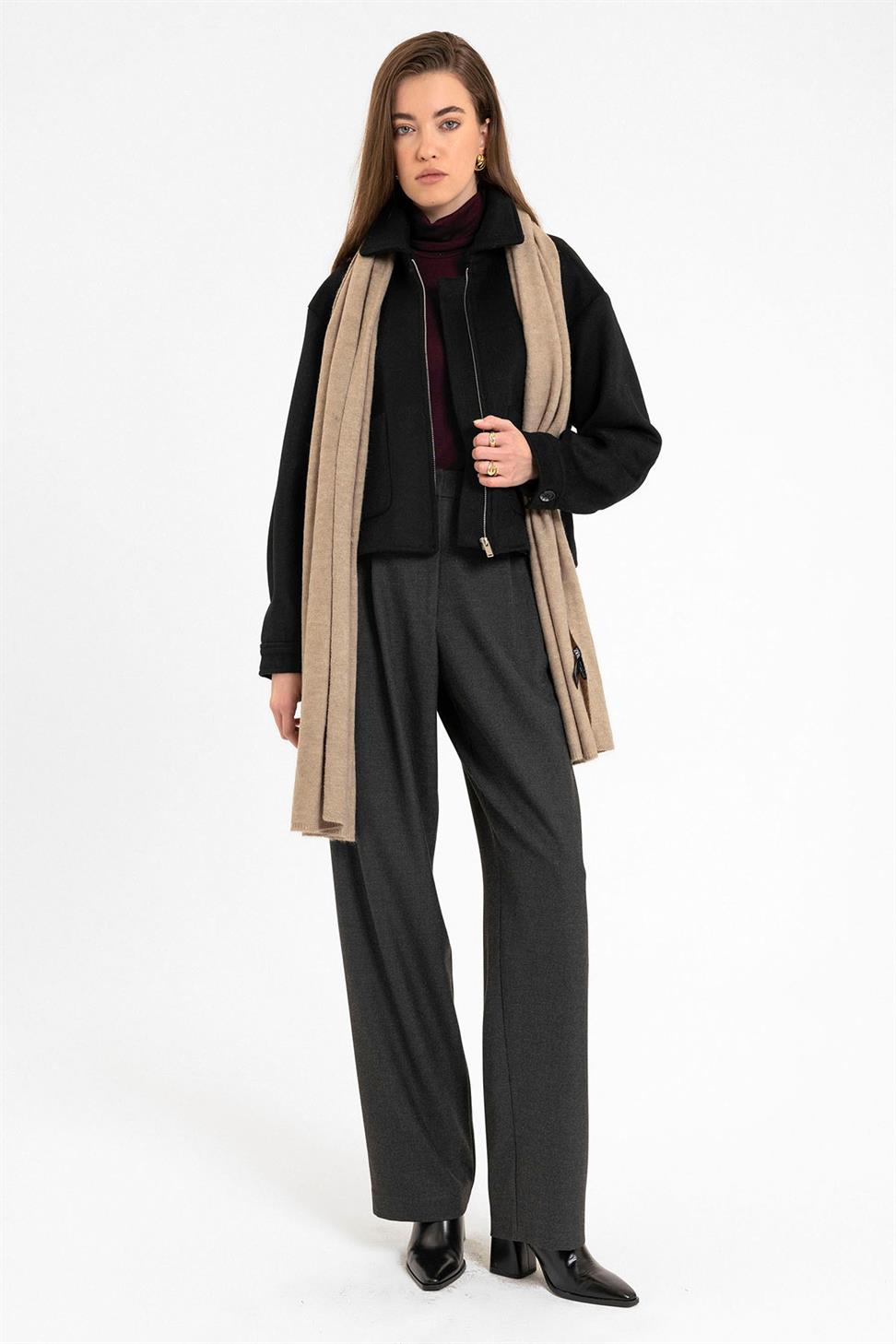 Antioch Siyah Kadın Yün Karışımlı Kısa Ceket