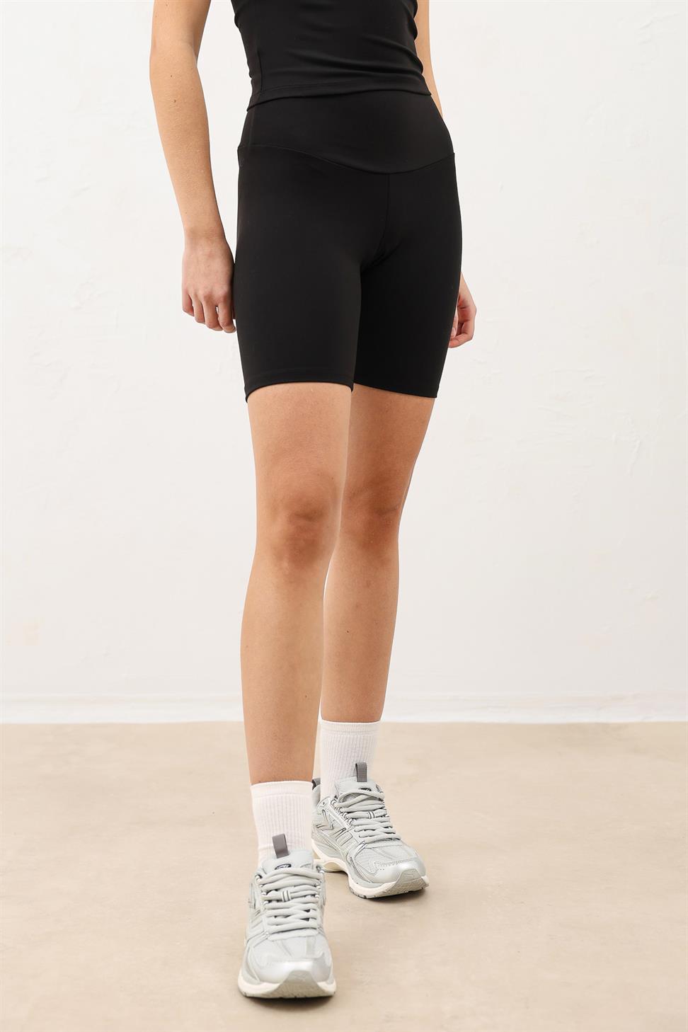 Short Sports Leggings