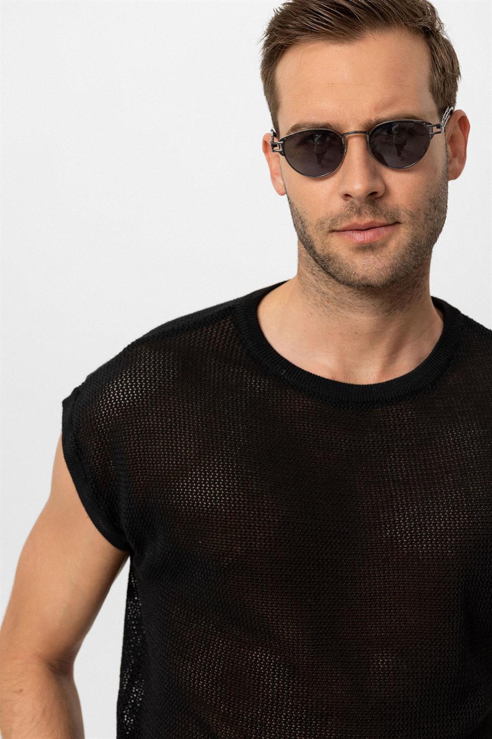 تي شيرت رجالي مخرم بدون أكمام للرجال