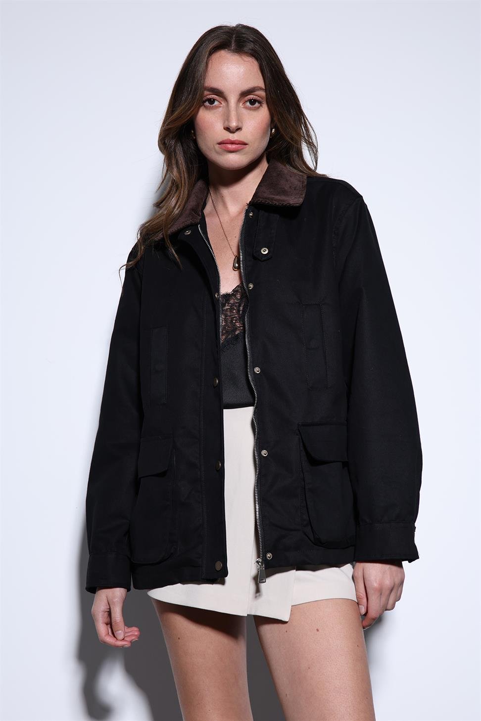 Antioch Siyah Kontrast Yaka Kadın Ceket