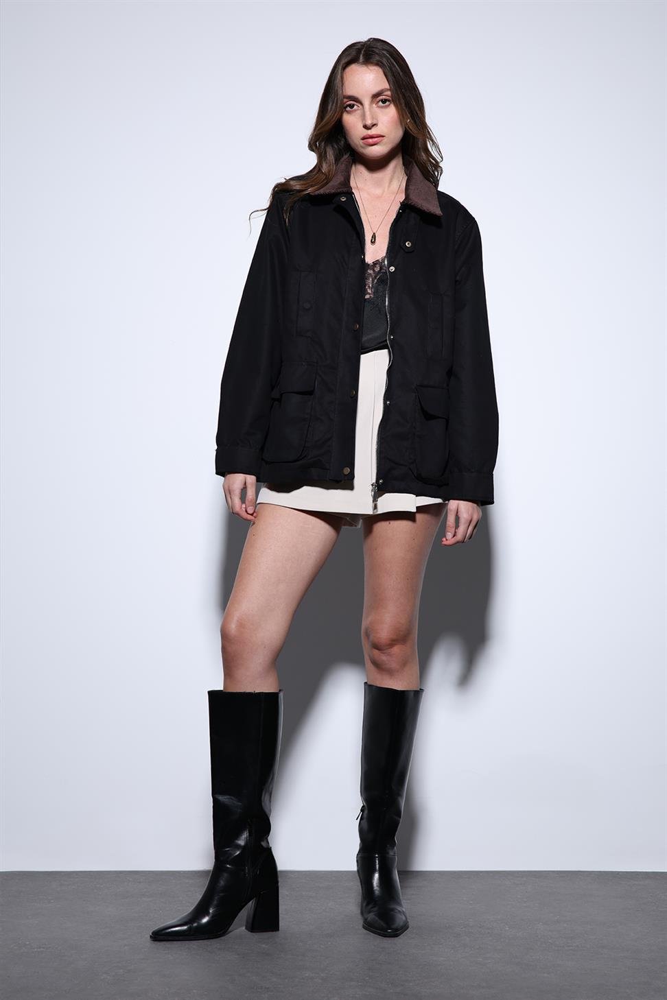 Antioch Siyah Kontrast Yaka Kadın Ceket