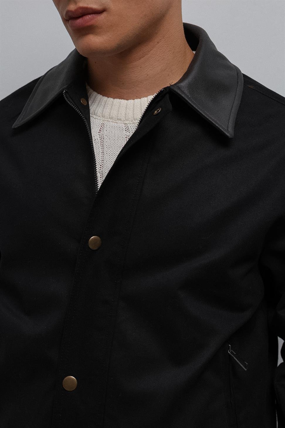 Antioch Siyah Kontrast Yaka Teknik Erkek Mont