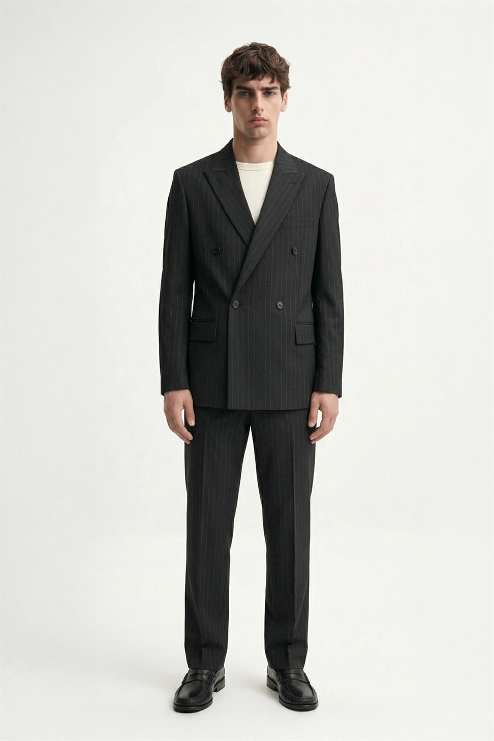 Antioch Siyah Kruvaze Çizgili Erkek Takım Elbise