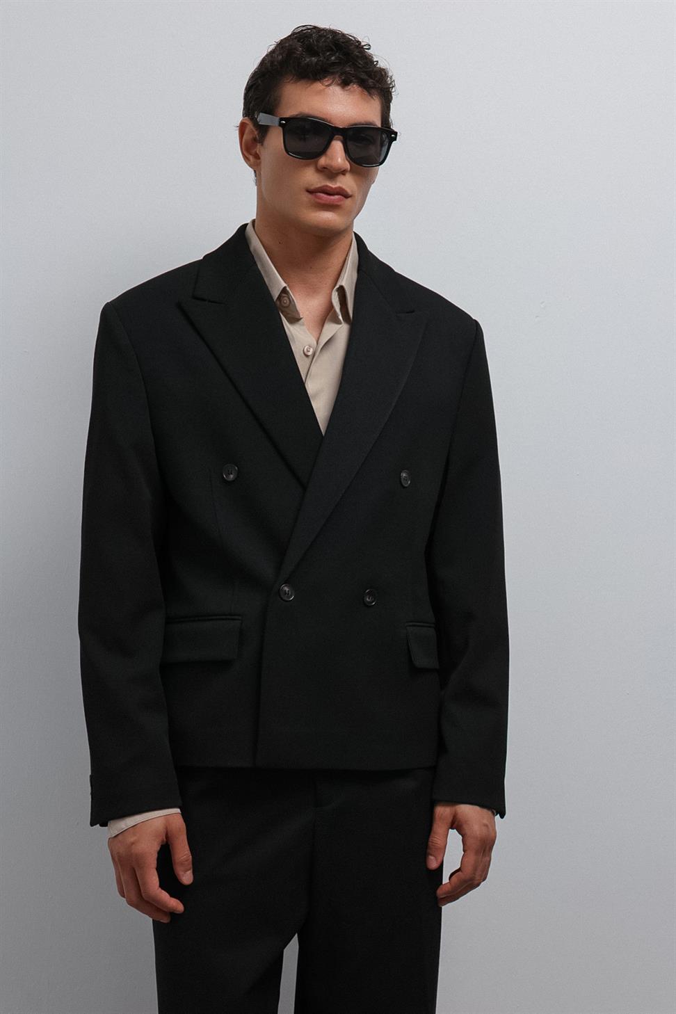 Antioch Siyah Kruvaze Relax Crop Fit Blazer Ceket