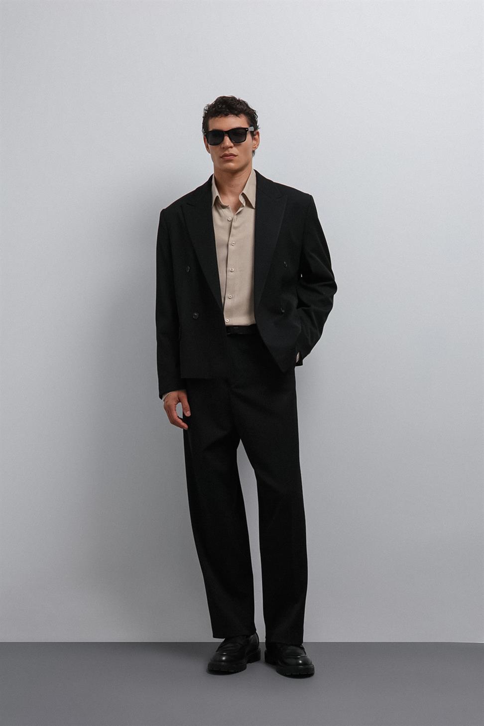 Antioch Siyah Kruvaze Relax Crop Fit Blazer Ceket