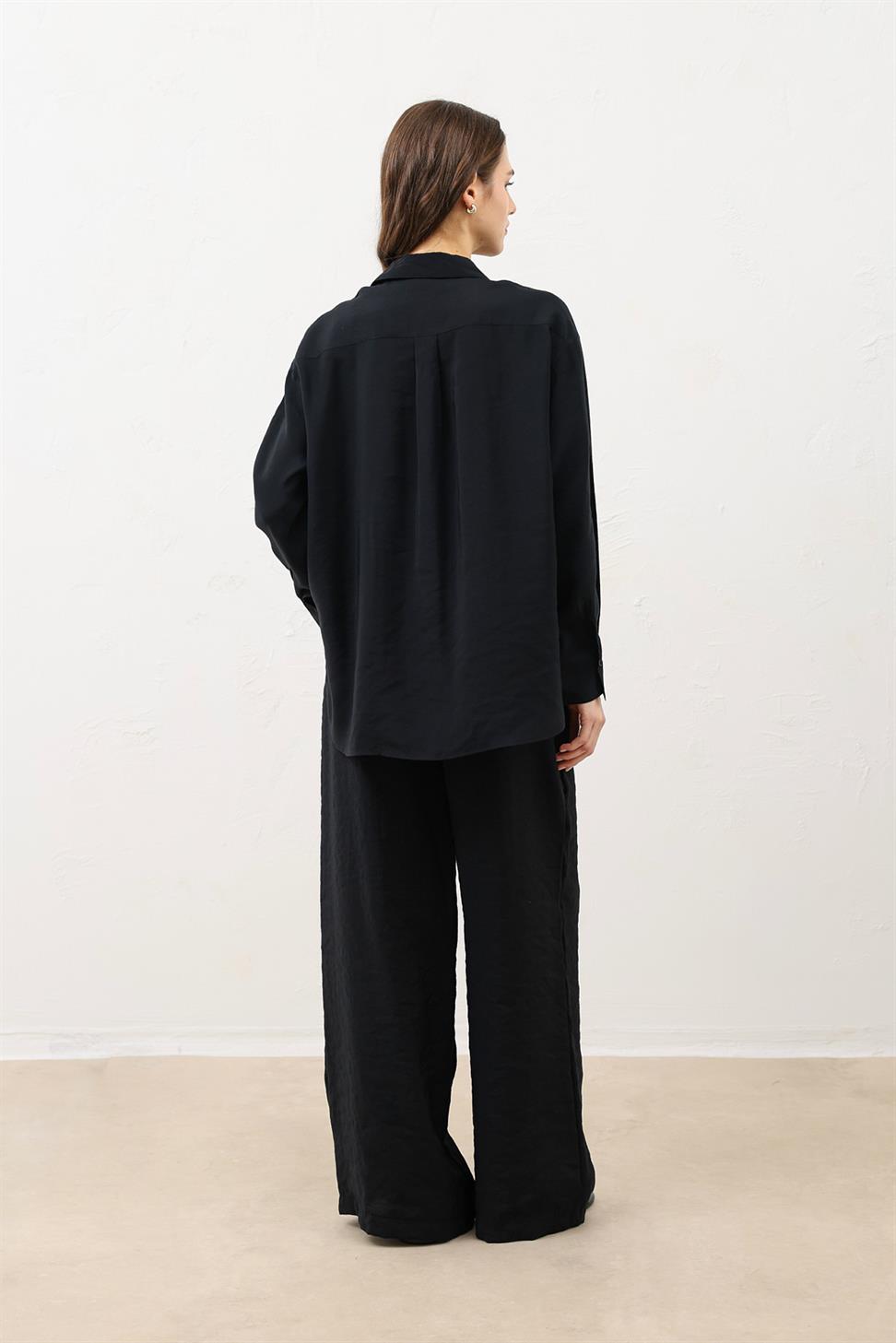 بنطال نسائي من مزيج من الأقمشة