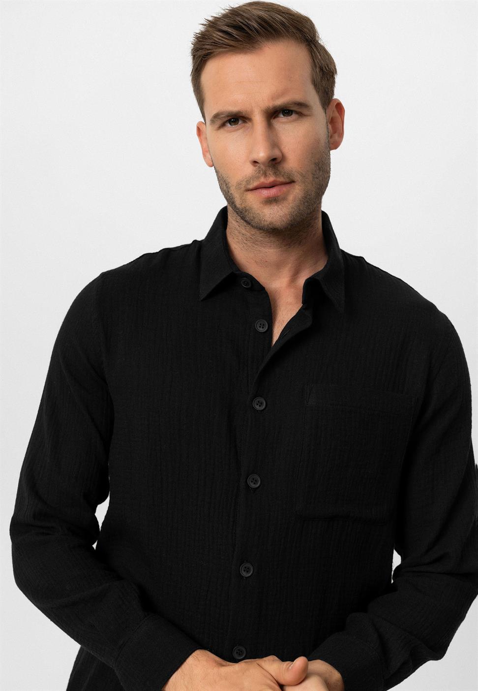 قميص رجالي بأكمام طويلة من نسيج موسلين