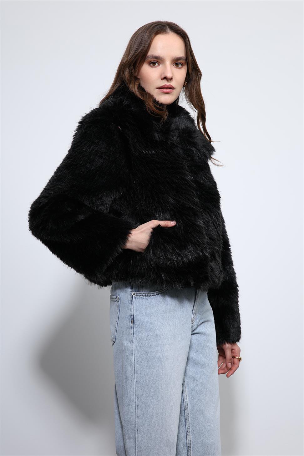 Antioch Siyah Peluş Görünümlü Mont