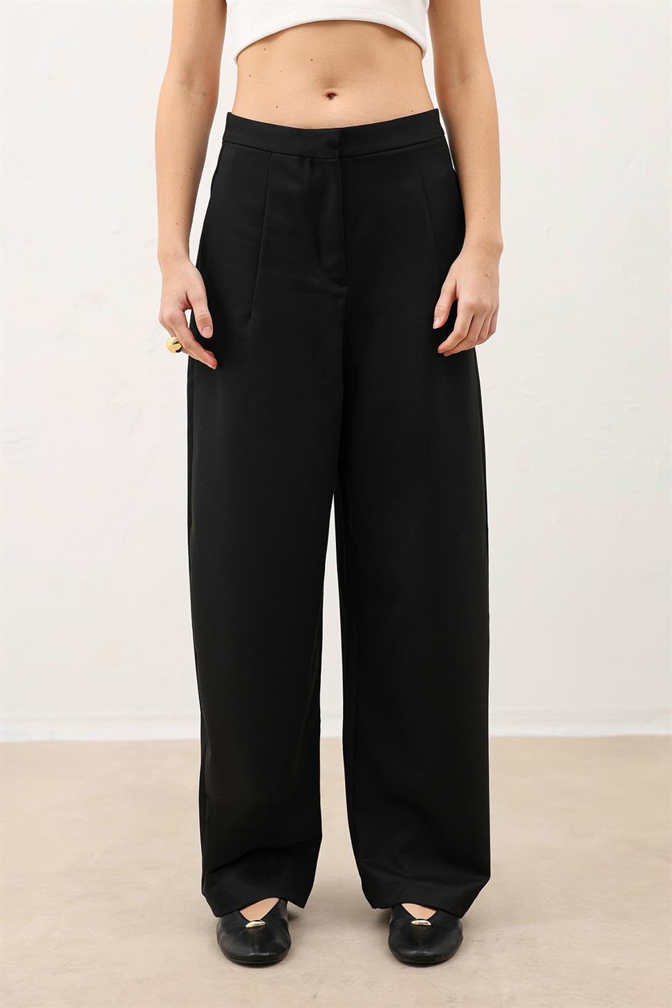 بنطلون نسائي واسع الساقين مع جيوب
