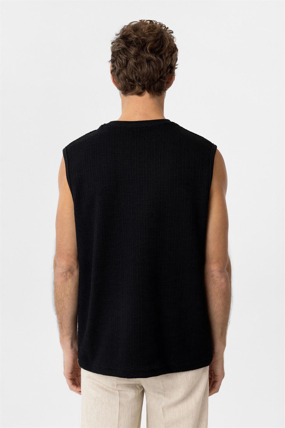 Antioch Siyah Regular Fit Dokulu Erkek Kolsuz T-Shirt