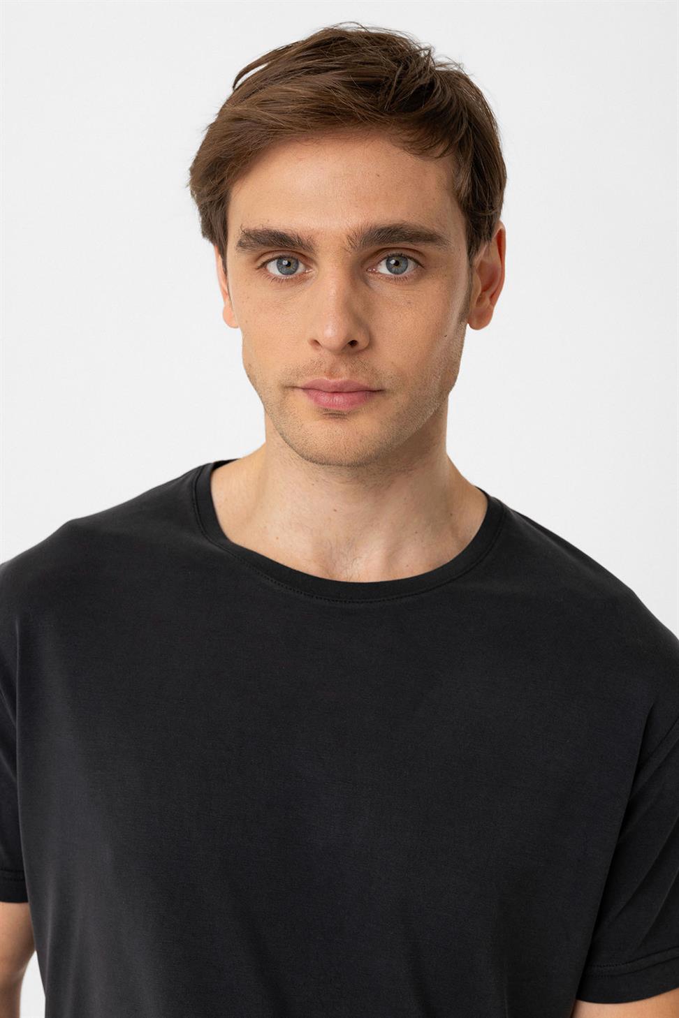 Antioch Siyah Regular Fit Modal Teknik Kumaş Erkek T-Shirt