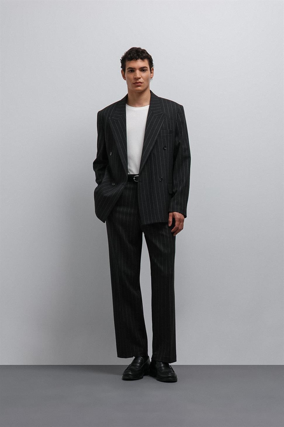Antioch Siyah Relax Fit Çizgili Erkek Pantolon