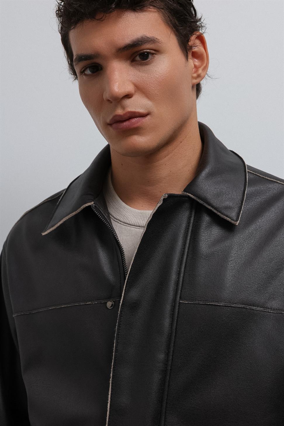 Antioch Siyah Relax Fit Suni Deri Erkek Mont