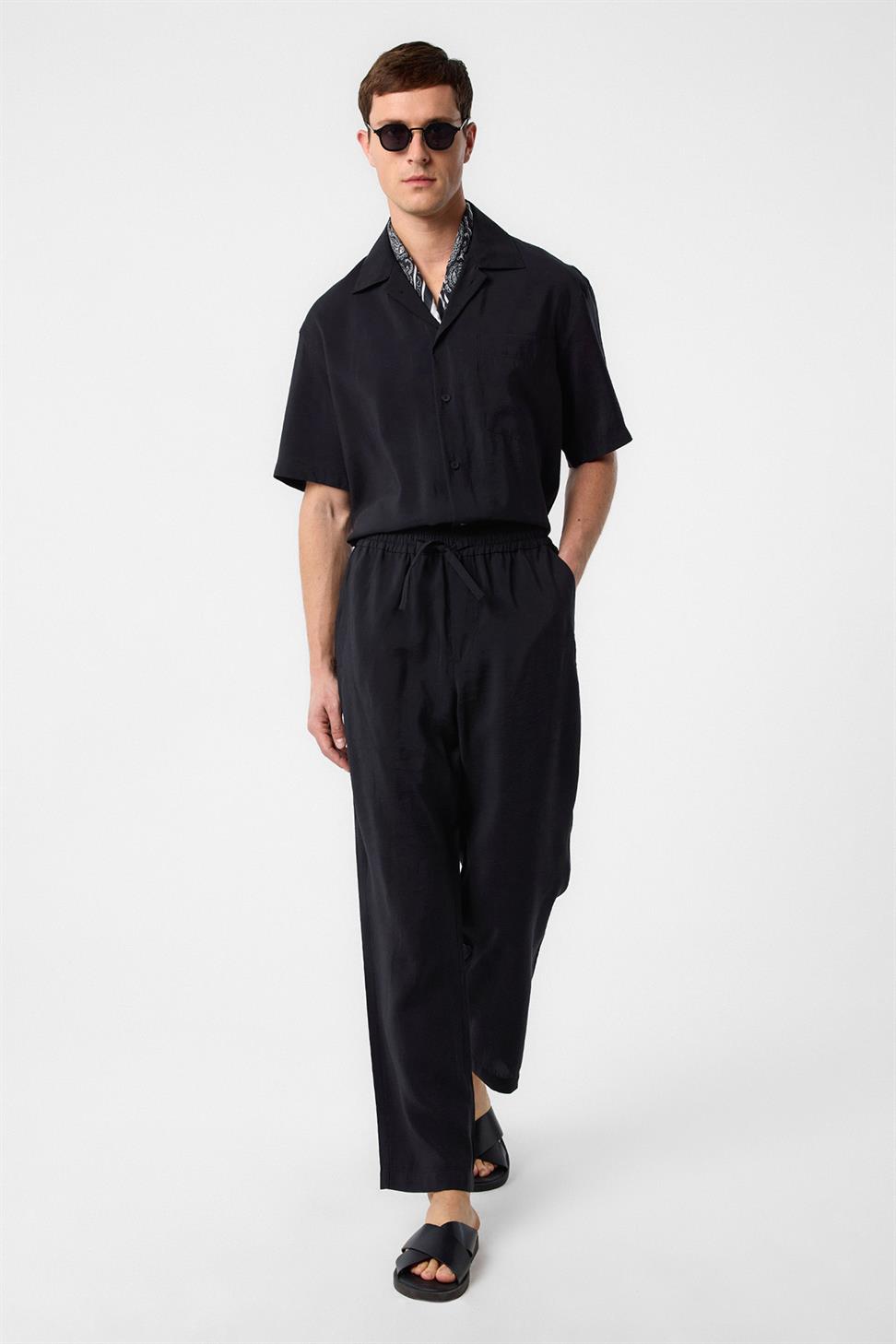 Antioch Siyah Relaxed Erkek Jogger Pantolon
