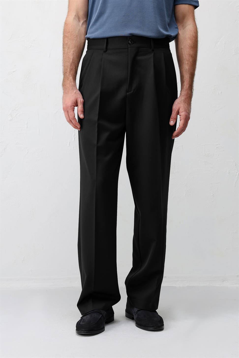 بنطلون رجالي بقصة مريحة