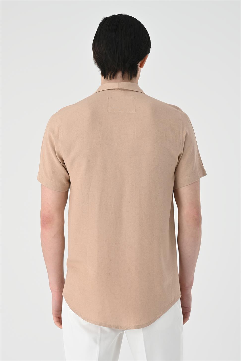 قميص رجالي بياقة واسعة وجيب مزدوج بقصة ضيقة