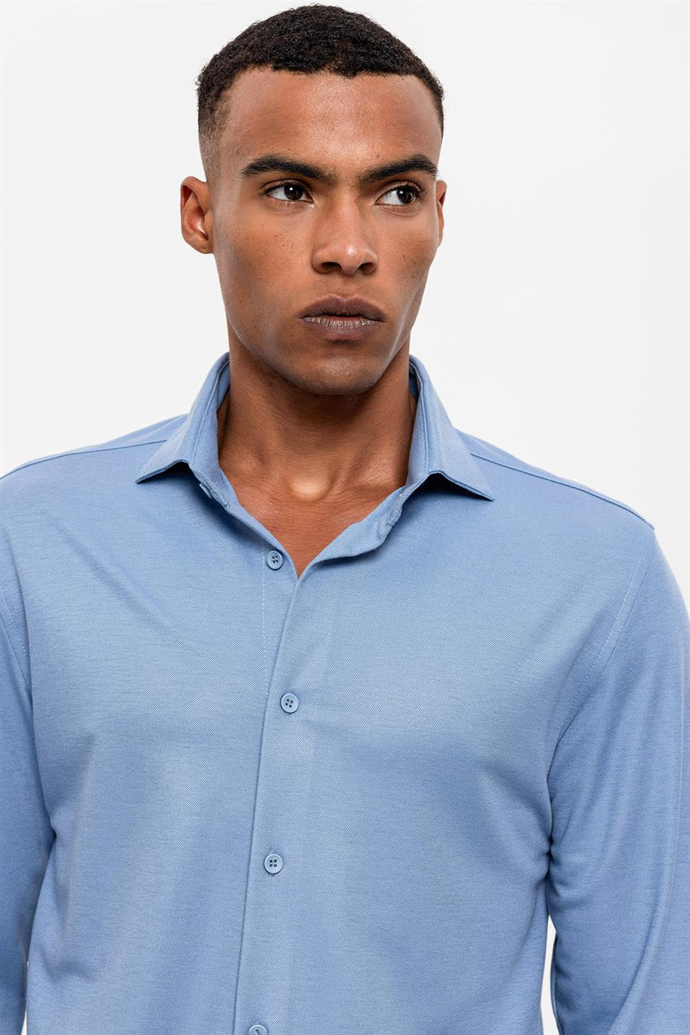 قميص رجالي منسوج بقصة ضيقة