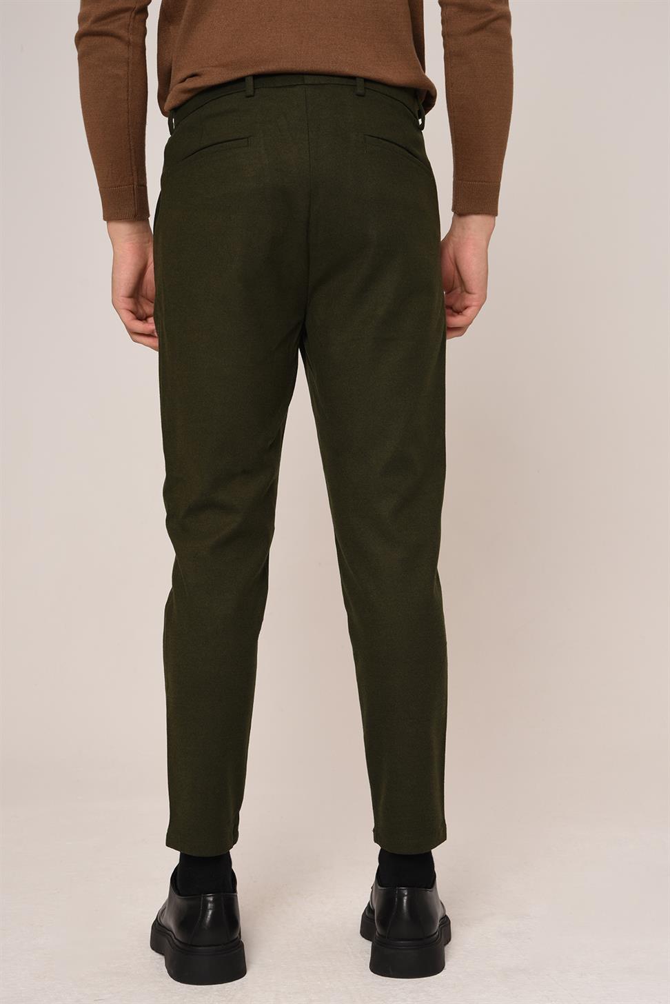 بنطلون قماش الفانيلا ذو قصة ضيقة