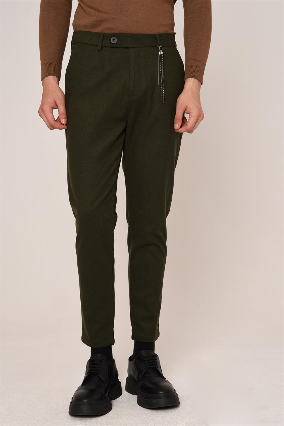 بنطلون قماش الفانيلا ذو قصة ضيقة