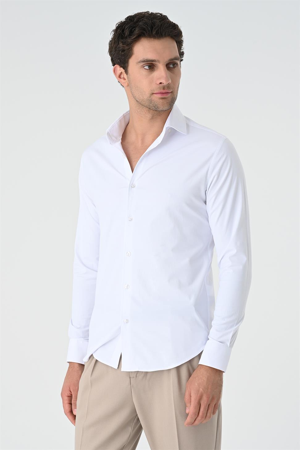قميص رجالي بقصة ضيقة وأكمام طويلة