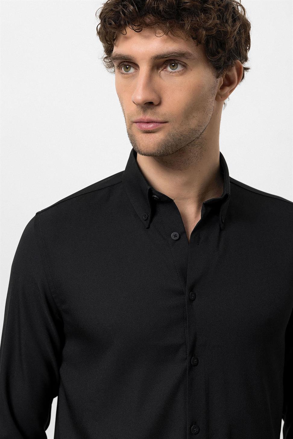 قميص رجالي بياقة بأزرار نحيفة